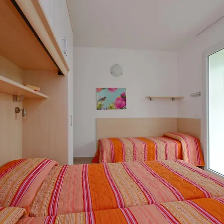 Apartamento Fiore-5 By Interhome