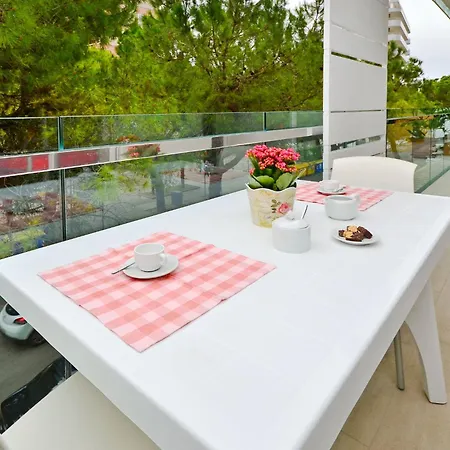 Appartement Fiore-5 By Interhome